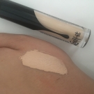 Swatch de MarionRsl : Lock-it Concealer Crème - Anti-cernes crème, Kat Von D