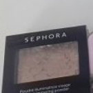 Swatch de Beautetesteuses : Poudre Illuminatrice Visage, Sephora