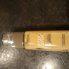 Swatch de lollipops : Accord Parfait - Fond de Teint Fluide, L'Oréal Paris