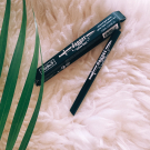 Swatch de Beata : Tattoo Liner - Eyeliner liquide, KAT VON D BEAUTY