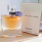 Swatch de Naty30G : La Vie est Belle Eau de parfum, Lancôme