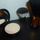 Swatch de mel-pch : Poudre Transparente Hypersensitive, Dado Sens