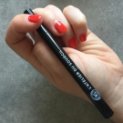 Swatch de Nanaap : Sublimliner Eyeliner Feutre, L'Atelier du Sourcil