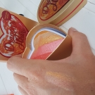 Swatch de Mel59 : Dragon's heart, Makeup Revolution