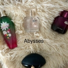 Swatch de Abysses : Kenzo World - Eau de Parfum, Kenzo