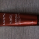 Swatch de Ananasclémentine : Sunific Autobronzant Gel Crème Teinté, Lierac