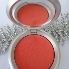 Swatch de Irys : Fard à Joues Poudré, T-LeClerc