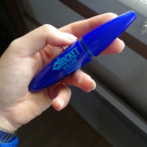 Swatch de marine.abba : Mascara Volum'Express The Rocket, Maybelline New York