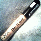 Swatch de anita30 : Away We Glow - Illuminateur de Teint Liquide, NYX