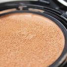 Swatch de Makebeautyup : Wonderful Cushion - Fond de teint coussin. Eclat et fini naturel, Sephora