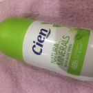 Swatch de Mariamakeup : Déodorant miniature, Cien