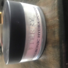 Swatch de Fannypolgas : Hyaluronic Hydra Powder, By Terry