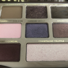 Swatch de spookx1809 : Chocolate bar - Palette de fards à paupières, Too Faced