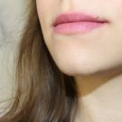 Swatch de Aunatur-elle : Cream lip stain Mat - Rouge à lèvres mat, Sephora
