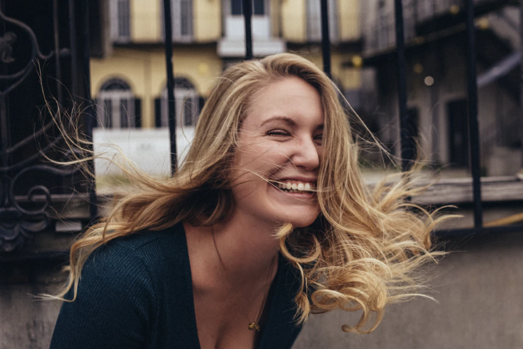entretien cheveux colores balayage blond comment entretenir