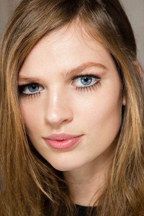 Model maquillage à la Twiggy