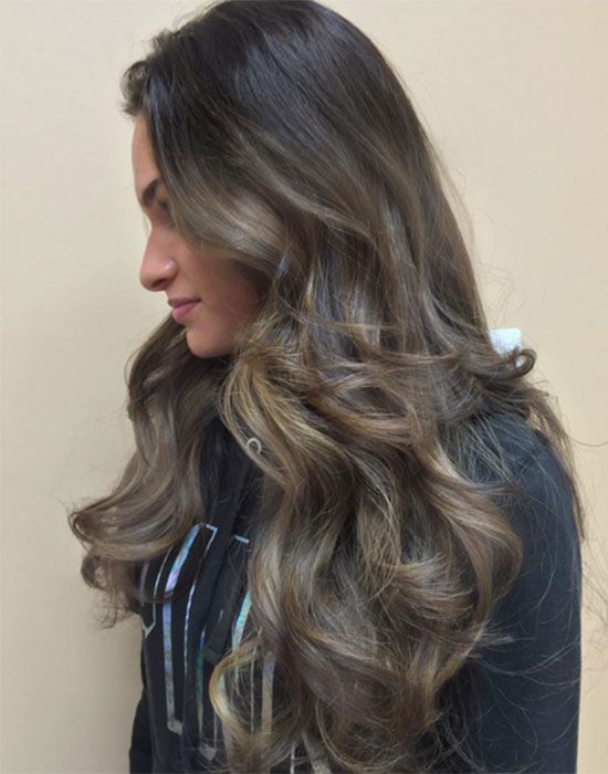 un balayage brun smoky