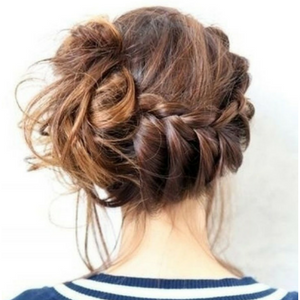 Coiffure de fêtes : un chignon flou