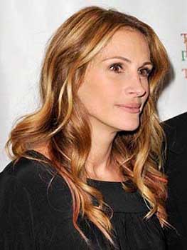 Julia Roberts sur le tapis rouge avait une chevelure lumineuse avec un balayage blond vénitien