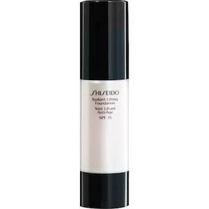 Fond de teint liftant de Shiseido