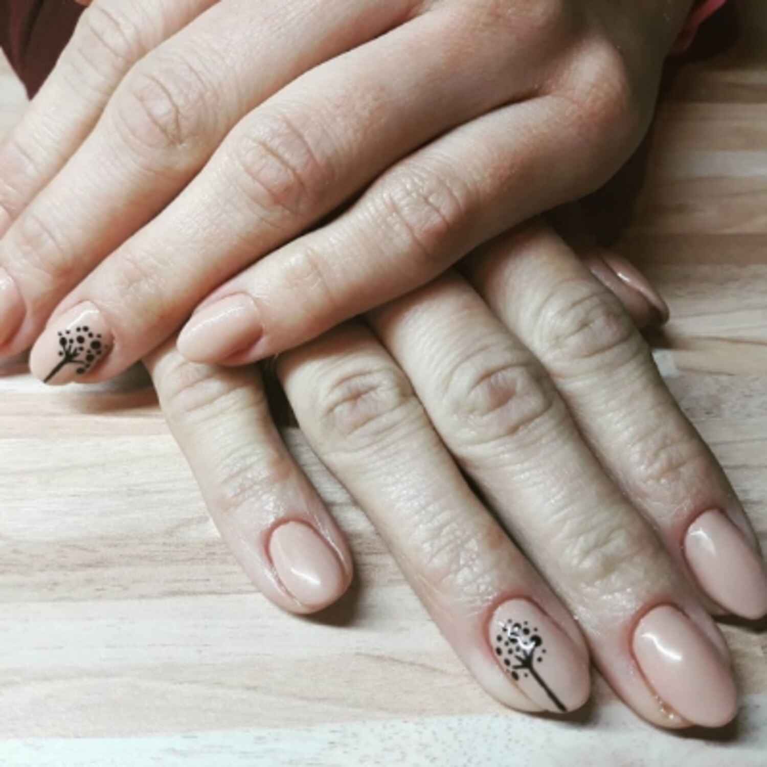Faire un vernis minimaliste