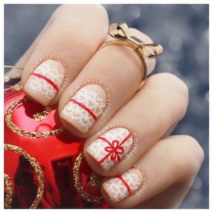 Manucure cadeaux couleur nude