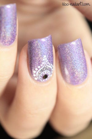 Nail art février améthyste