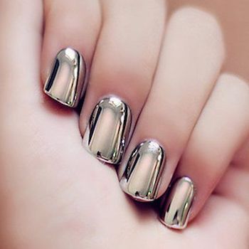Ongles chromés argentés