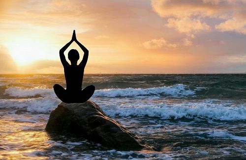 Le yoga pour favoriser la lutte contre la cellulite