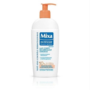 Hydratation extrême avec le lait corps surgras de Mixa