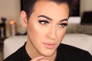 Manny Gutierrez : ambassadeur Maybelline 