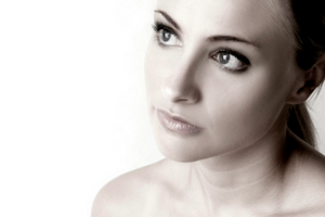 Le maquillage : un bon bouclier anti-pollution ?